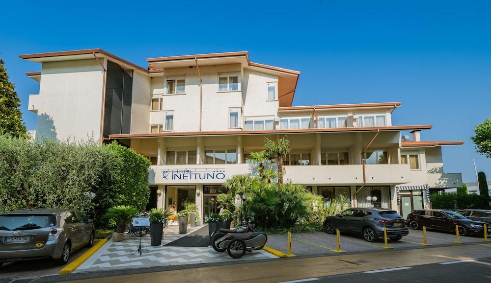 Hotel Nettuno Bardolino Exterior photo