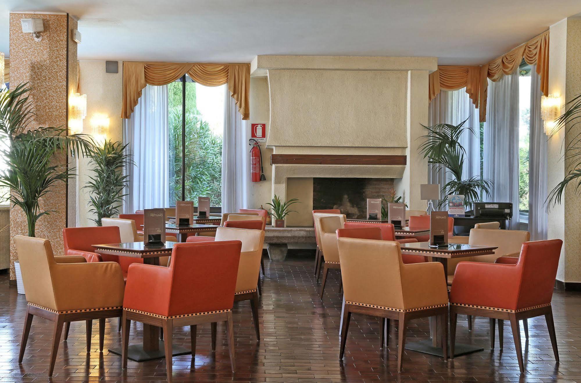 Hotel Nettuno Bardolino Exterior photo